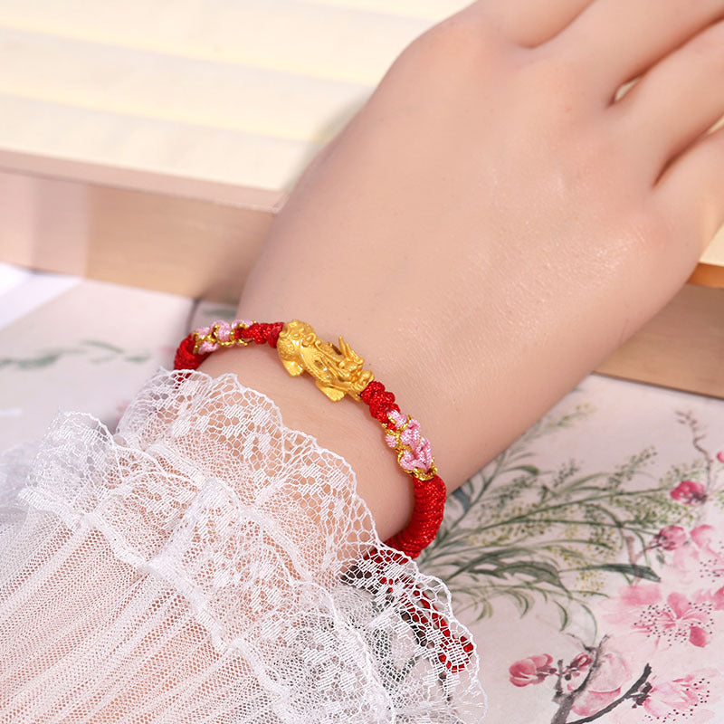 Peach Blossom and Blessing in the Year of the Zodiac Lucky Pixiu Red Bracelet (3 pieces) - Turn into Tai Sui, bring luck and ward off evil spirits